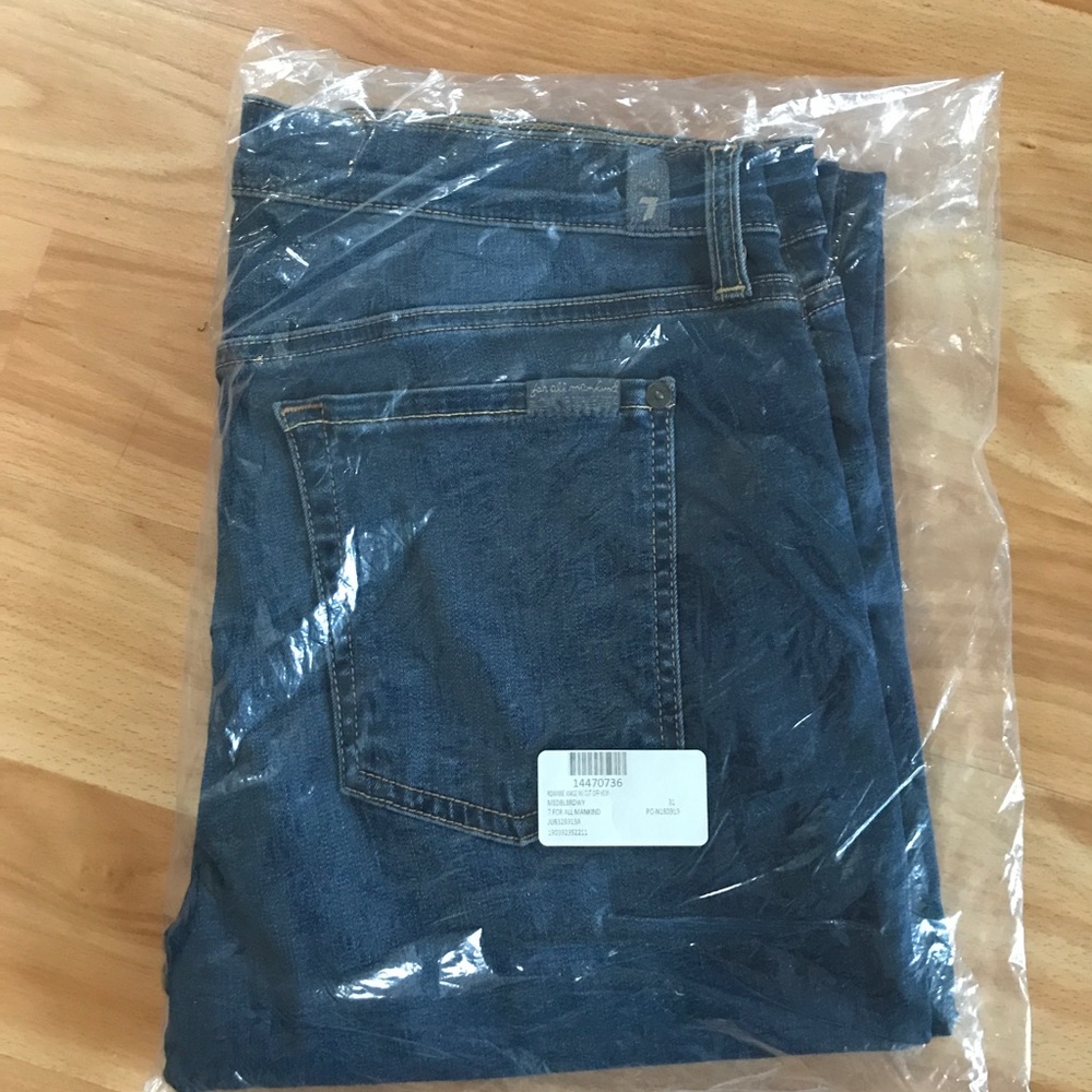 Super Cute New 7 For All Mankind Roxanne Raw Hem Skinny Jeans - Sz 31